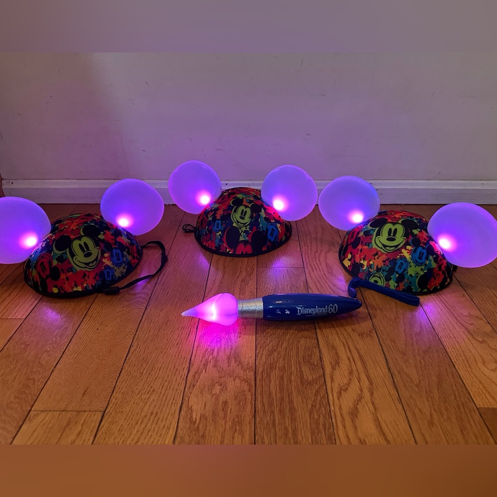 Disneyland Disney Park Glow with the Show light up ear hats bow and paint brush.